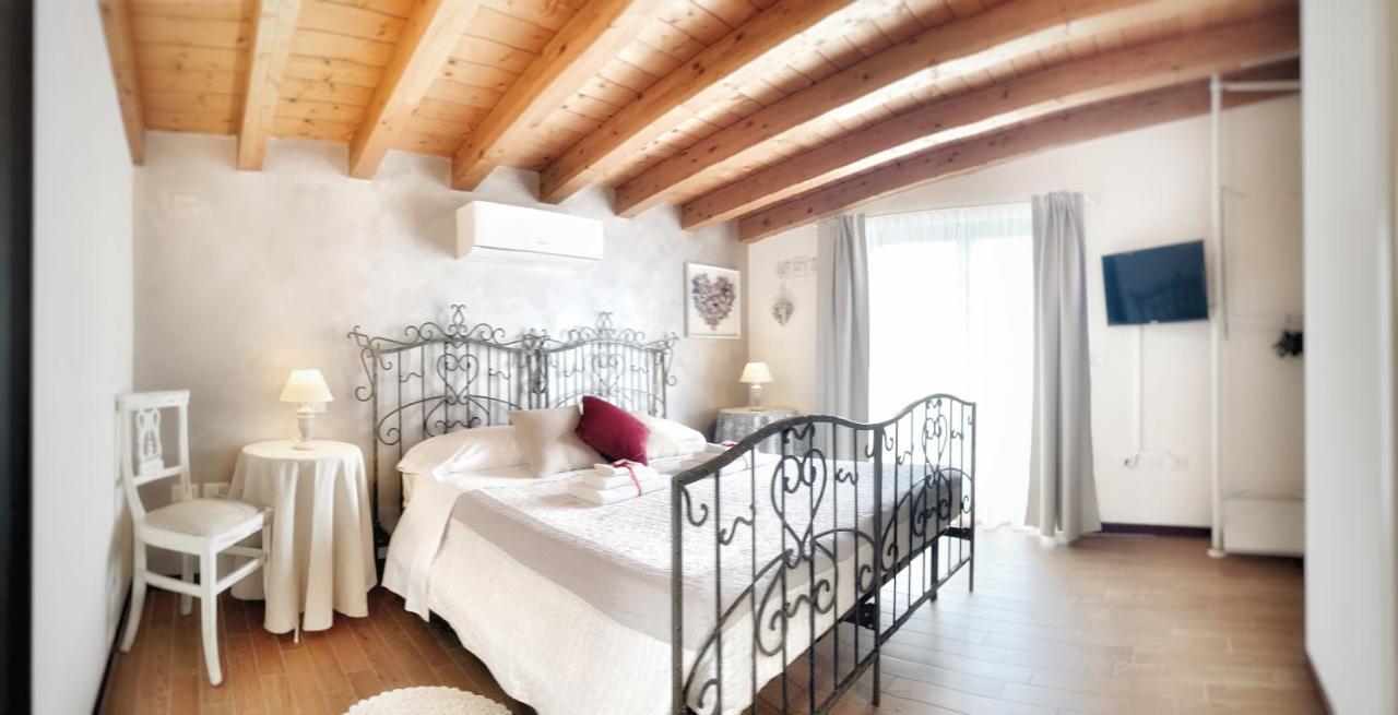 Casa Danema Lejlighed Sirmione Eksteriør billede